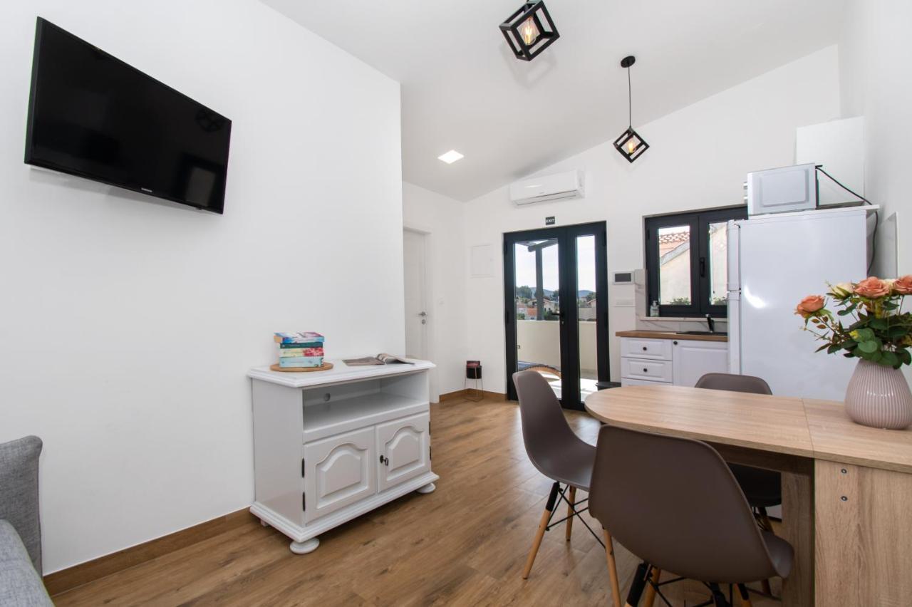 Apartmani Monika Žaborić Exterior foto